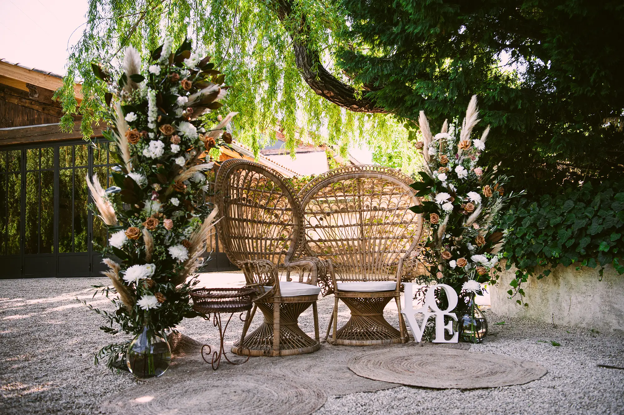 Décoration de mariage champêtre cérémonie laïque en Provence